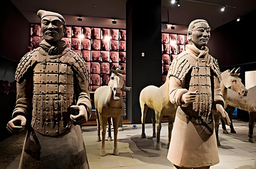 Terracotta Warriors & Huaqing Palace 1-Day Tour
